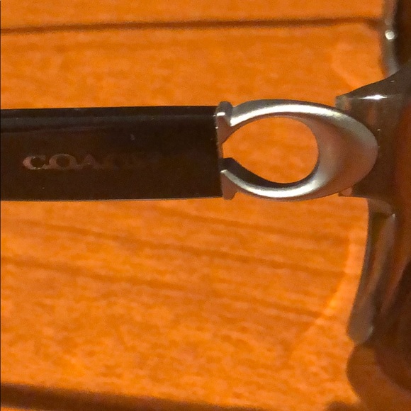Coach sunglasses / Dirty Lilac color. - Picture 4 of 7